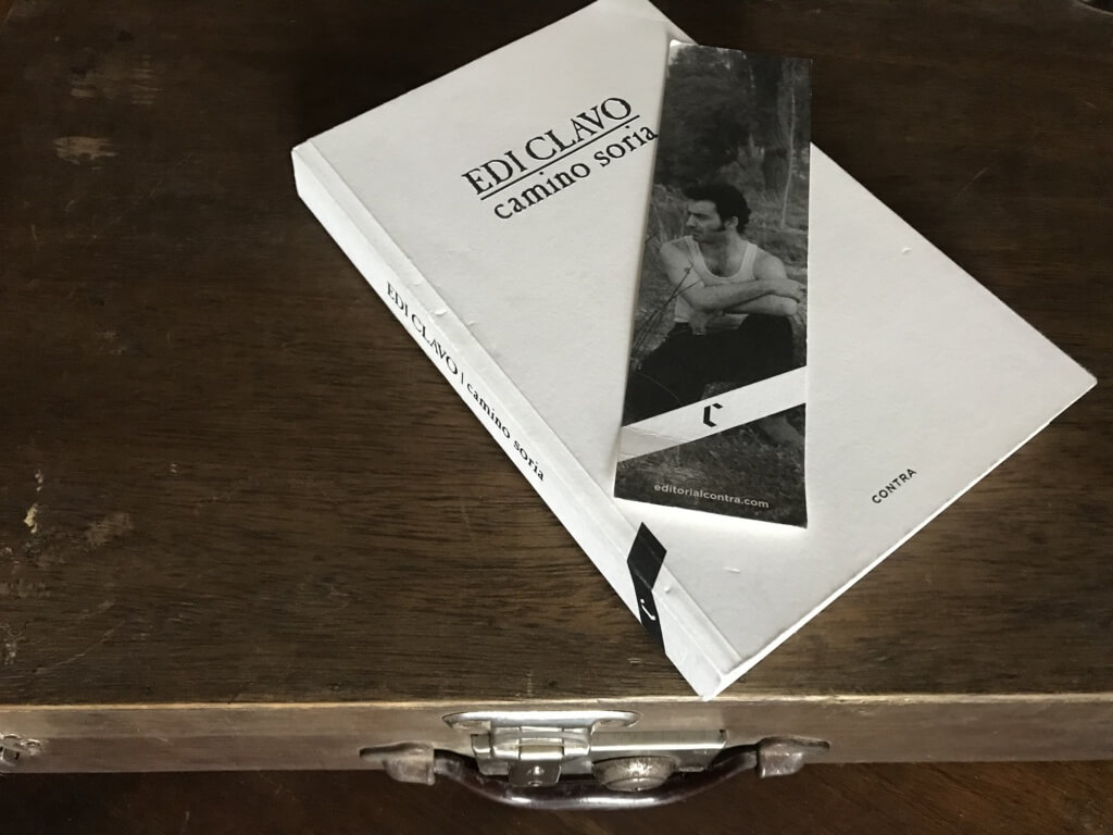 Portada del libro e imagen de Edi Clavo